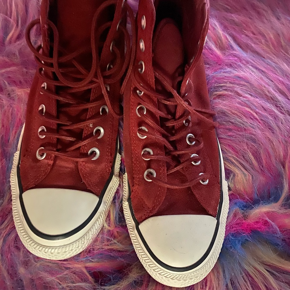 High top suede converse 10